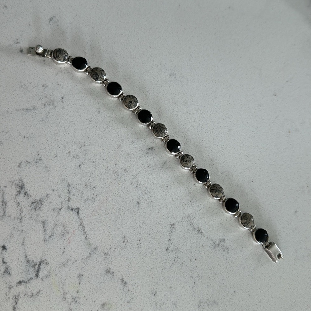 950 Sterling Silver black & grey Onyx bracelet from Mexico - Picture 3 of 8